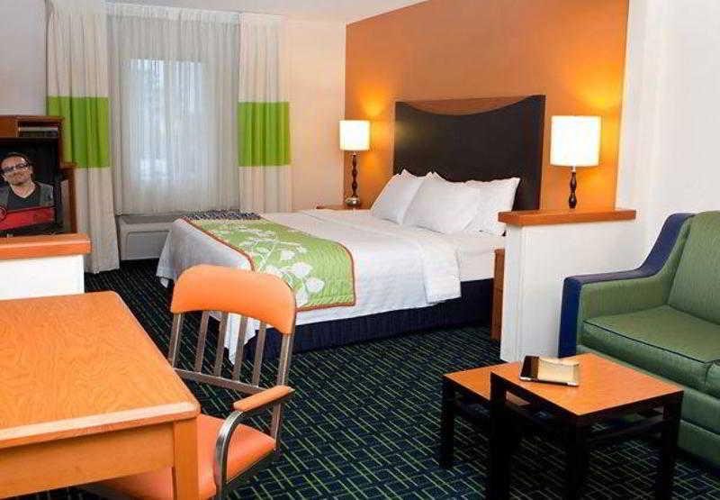 Fairfield Inn & Suites Youngstown Boardman Poland Rum bild